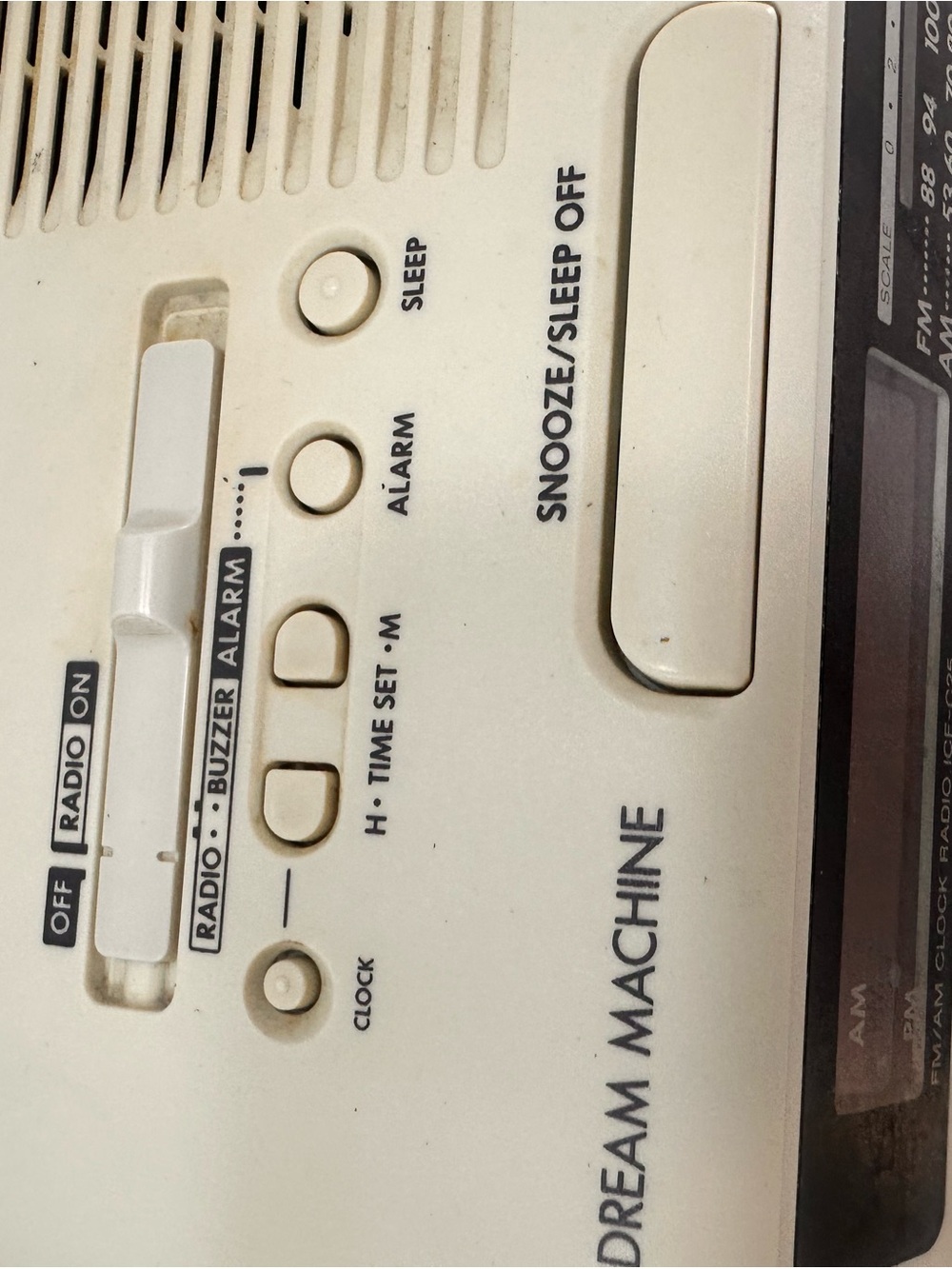 📻 Vintage Sony Dream Machine ICF-C25 Clock Radio - Picture 2 of 3